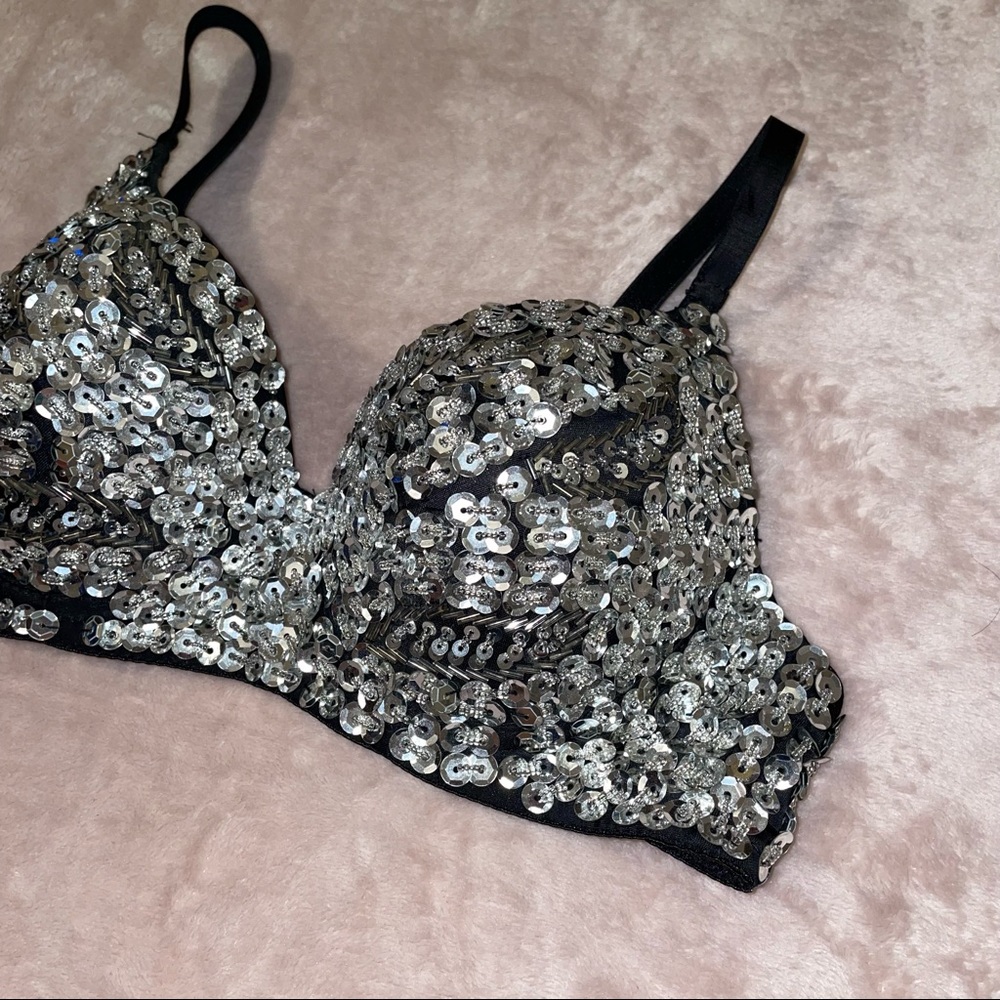 Jeweled Sequined Bra
Size Small: - Picture 3 of 8
